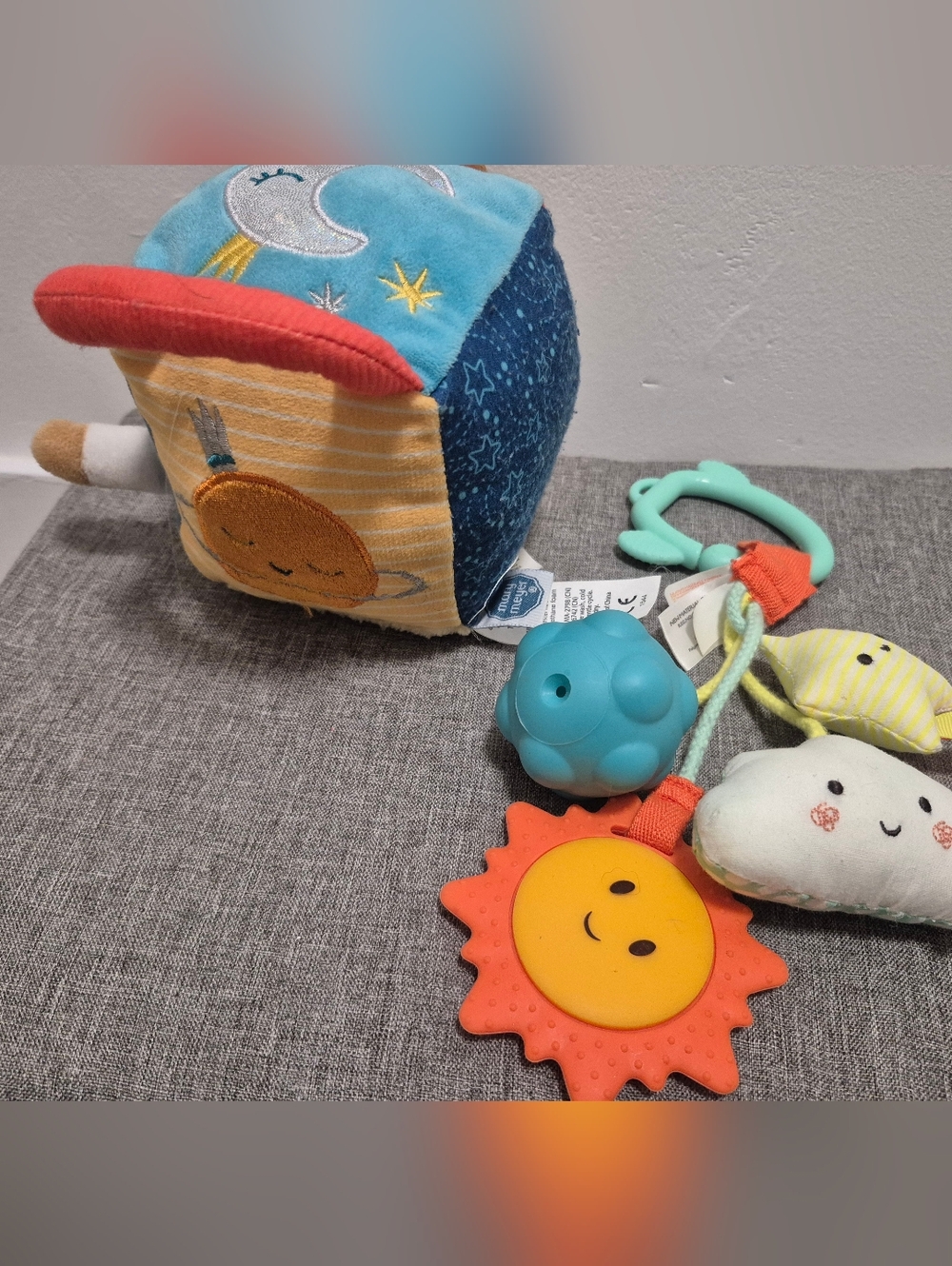 *5 Items for $25 Baby Items* Planet Sensory Box And Hanging Toy